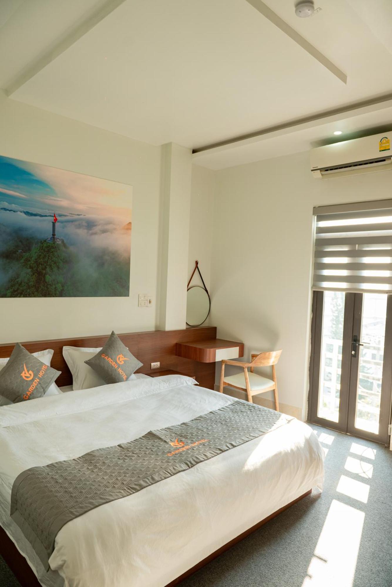 Garden Hotel II Hà Giang Eksteriør billede